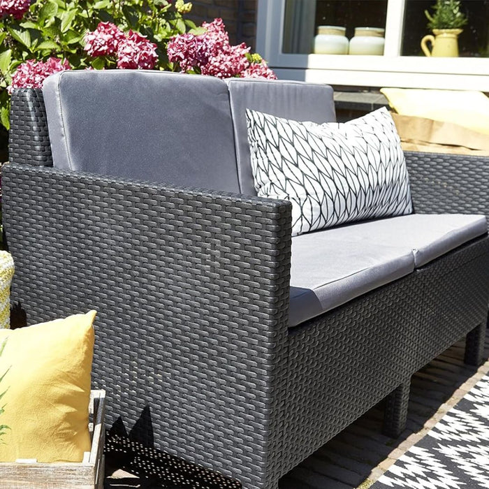Chicago Outdoor Sofa 4 PC set Graphite