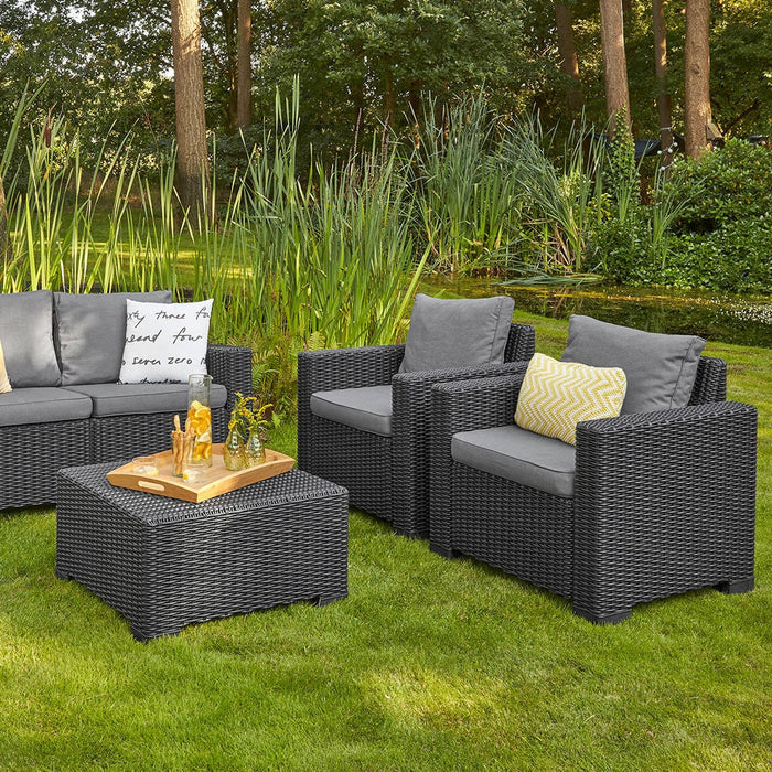 California Armchair + Deluxe Table set