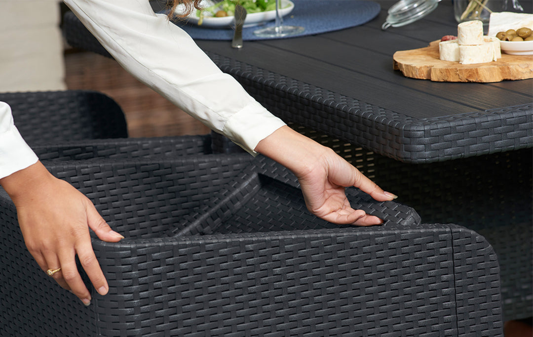 Santiago Outdoor Dining Table 5pc Set (Display Set)